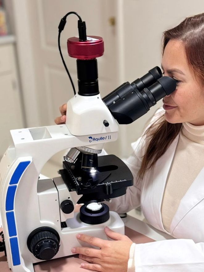 Microscopio de campo oscuro